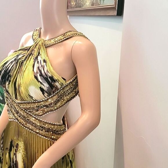 Jovani evening dress size 2 pleated, sexy cut out sides and  softly padd… - Picture 5 of 16